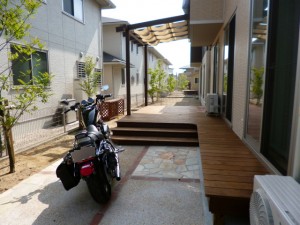 ウッドデッキ　屋根テラス　Jポーチ