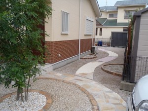 雑草対策　舗装工事　施工事例