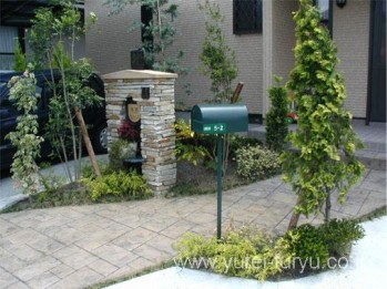 スタンプコンクリートのアプローチ