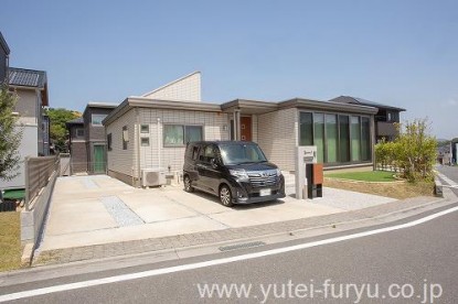 車庫目地埋め前