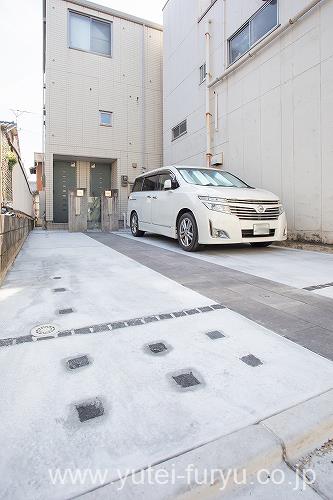 駐車場舗装後