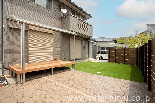 スタンプコンクリートと人工芝