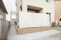 車庫拡張と目隠しフェンス