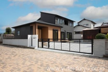 クローズ新築外構