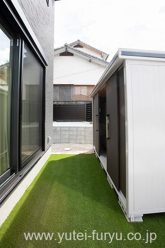 ヨド物置･人工芝