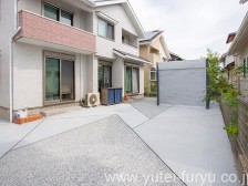 1432_1 庭舗装とバイクガレージ