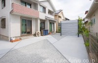 庭舗装とバイクガレージ