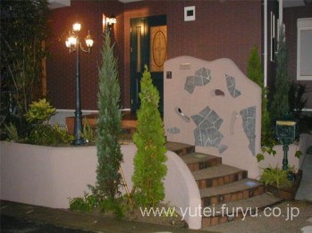 門まわりライトアップ