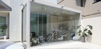 オールグラスポーチ