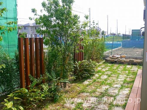 植栽と角材で目隠し 福岡 北九州 エクステリア 外構 庭のデザイン 遊庭風流